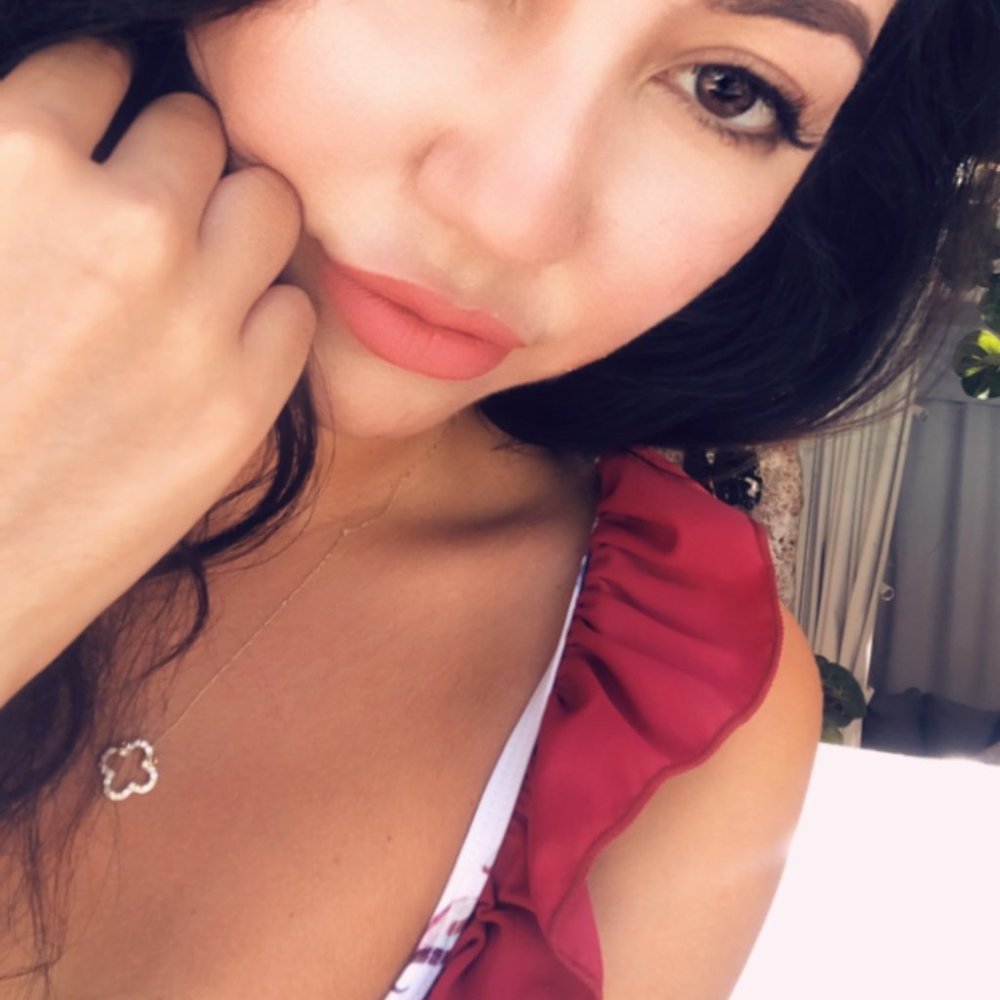 Bikini - Picture 2 of 2